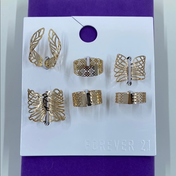 💛 Free Forever 21 Gold Butterfly Rings Set - Picture 1 of 2